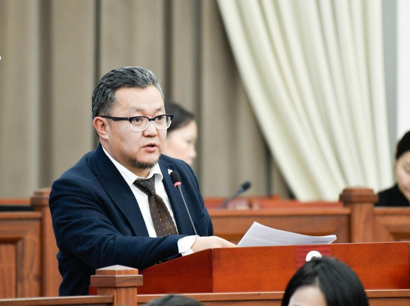 УИХ-ын гишүүн Ж.Золжаргал: Олон хүнийг гайхшруулсандаа уучлал хүсье. Олон жил хамт байж, хэцүү үед нь түшсэн, одоо харин чадалтай үед нь саллаа